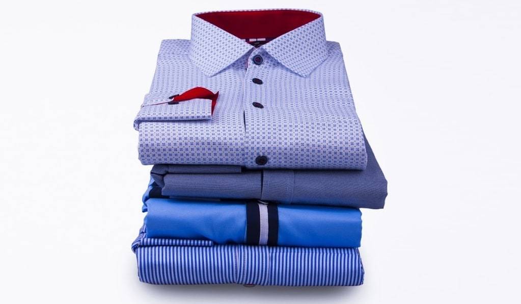 Chemise à manche courte : le compromis idéal entre confort et style